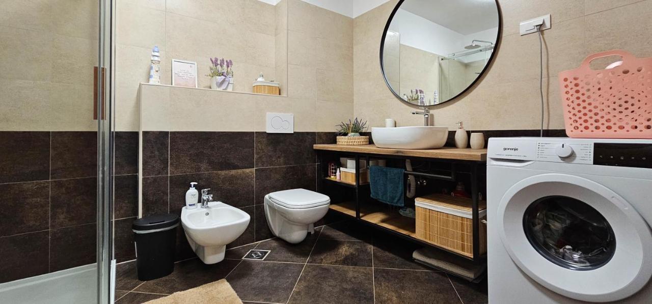 Apartment Bluemare B3 With Shared Pool Ližnjan 外观 照片